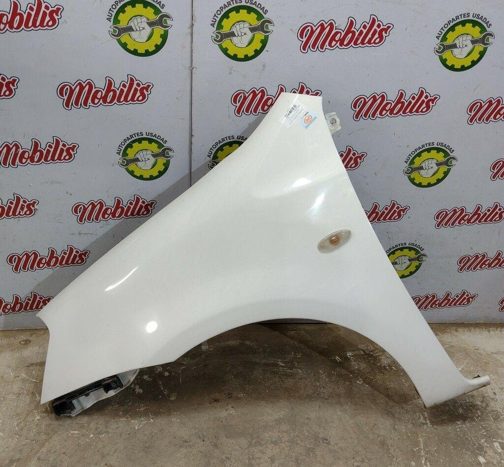 Guardabarro Delantero Izquierdo Toyota Etios XS 1.5 6M/T 2017