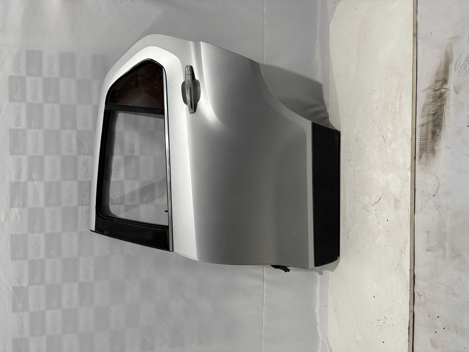 Puerta trasera izquierda